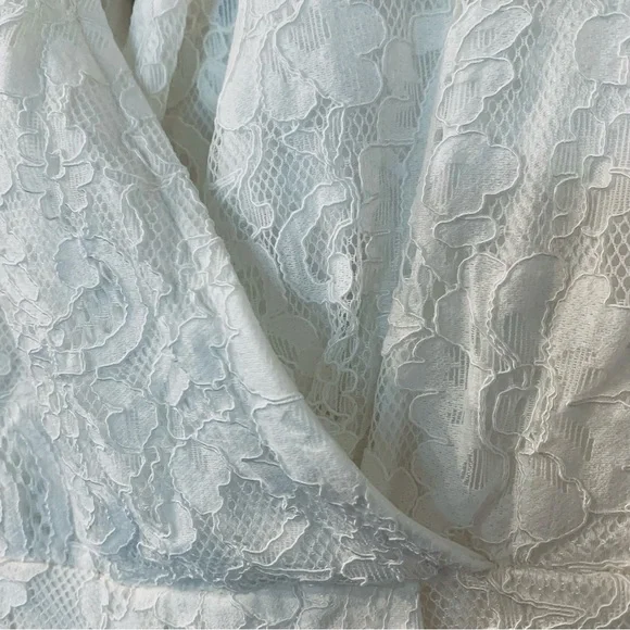 Trixxi Clothing Co | lace romper size M with tie and zipper in back - Picture 8 of 8